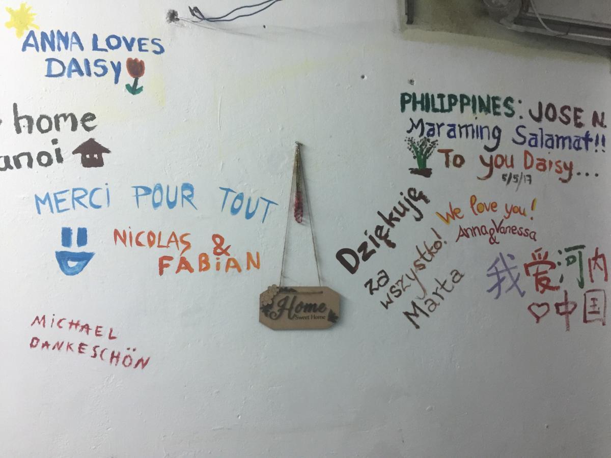 Daisy Hostel Ханой Екстериор снимка