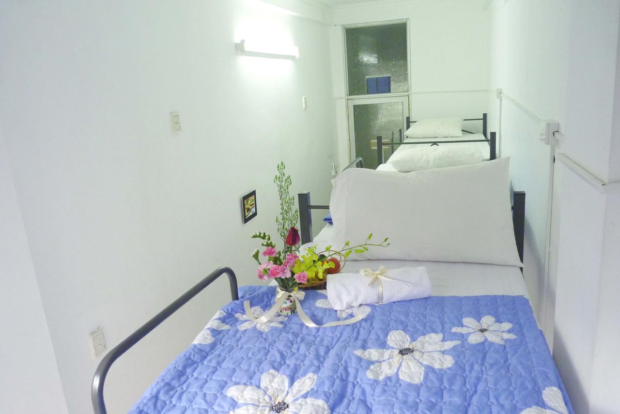 Daisy Hostel Ханой Екстериор снимка