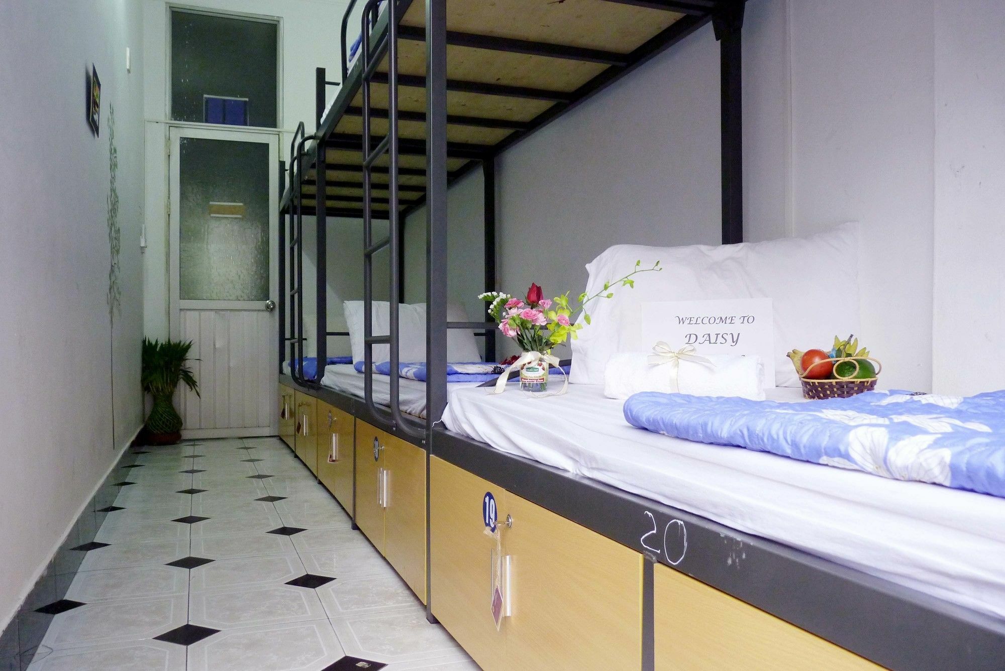 Daisy Hostel Ханой Екстериор снимка